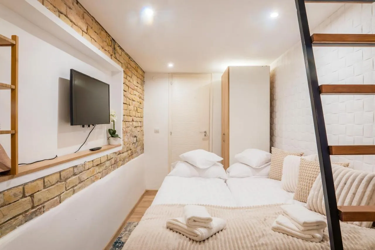 Oktogon City Apartment Budapest
